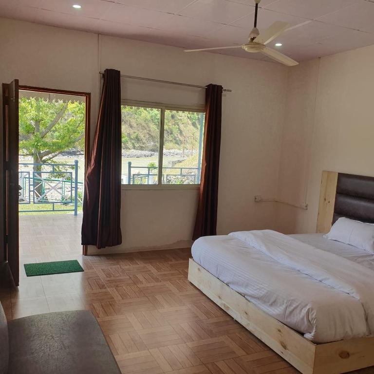 Chamoli Alaknanda Adventure Resort And Rafting Camp מראה חיצוני תמונה